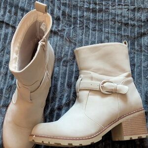 Chic Cream Ankle Boots with Buckle Accent